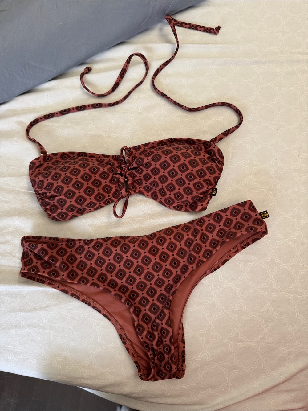 NWOT Aqua Rust Geo-Print Bandeau Bikini Set